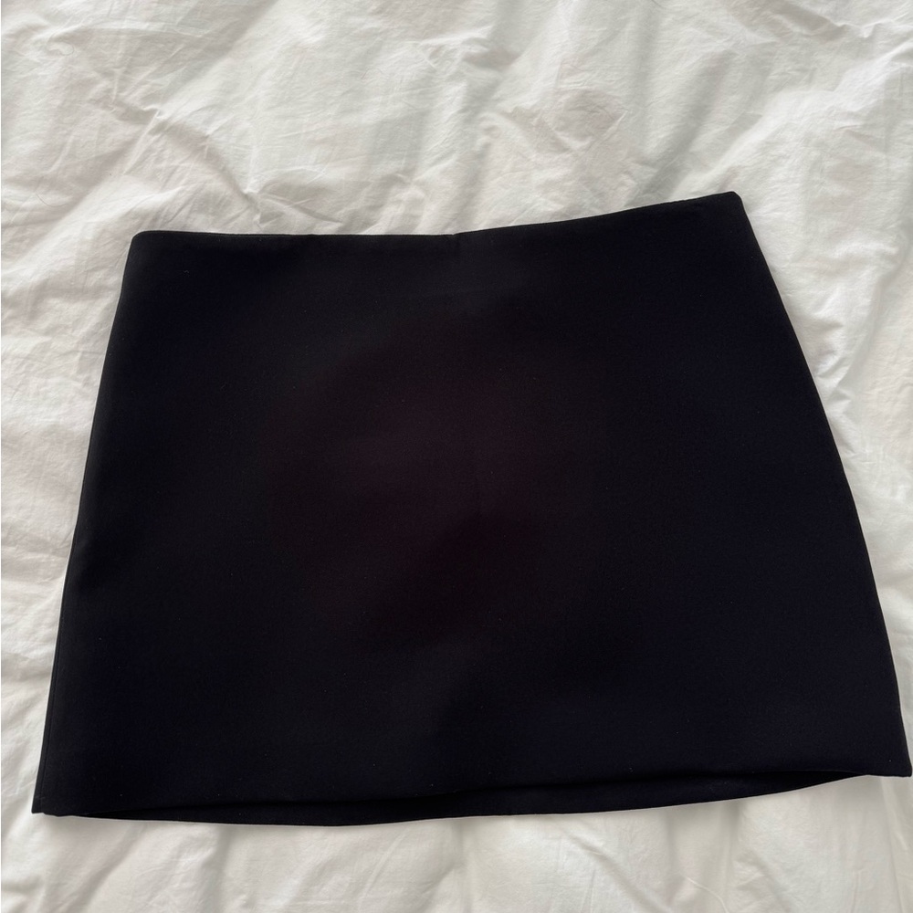 Zara Classic Black Women's mini Skirt